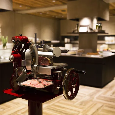 Ξενοδοχείο Elisabethhotel Premium Private Retreat- Adults Only